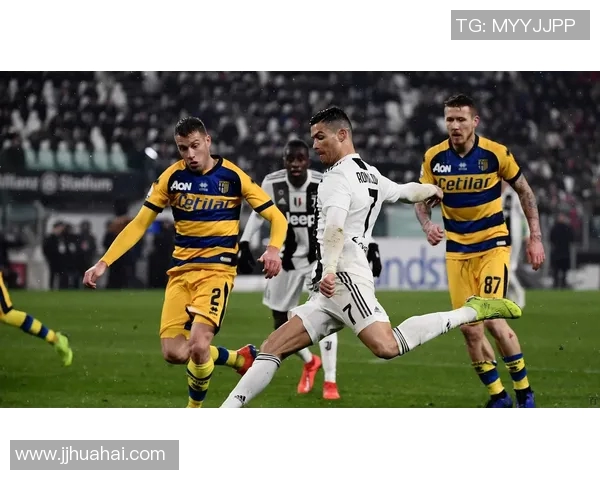 尤文图斯与巴塞罗那首发阵容对比分析及战术解读